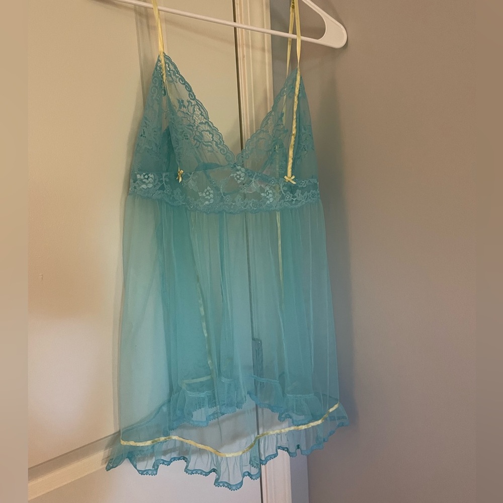 sexy victoria’s secret lingerie in size L